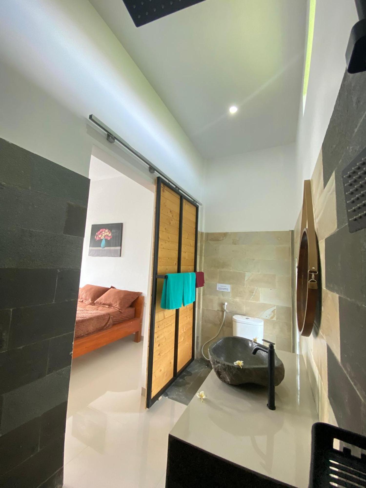 Zavana Rooms & Restaurant Tanjungkarang Kültér fotó