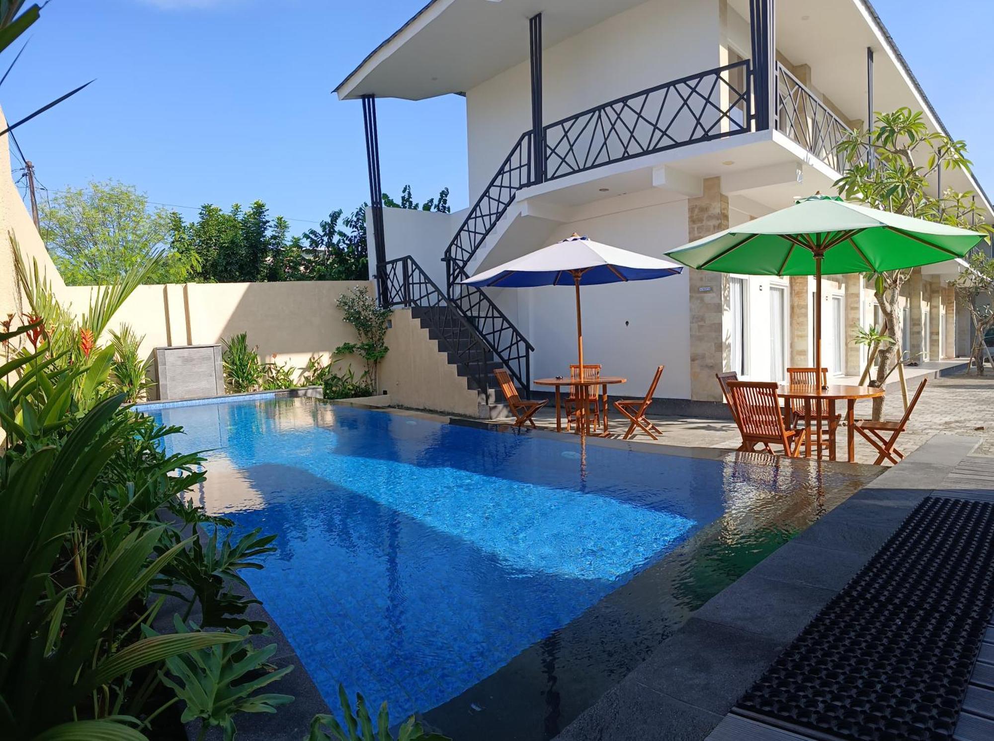 Zavana Rooms & Restaurant Tanjungkarang Kültér fotó