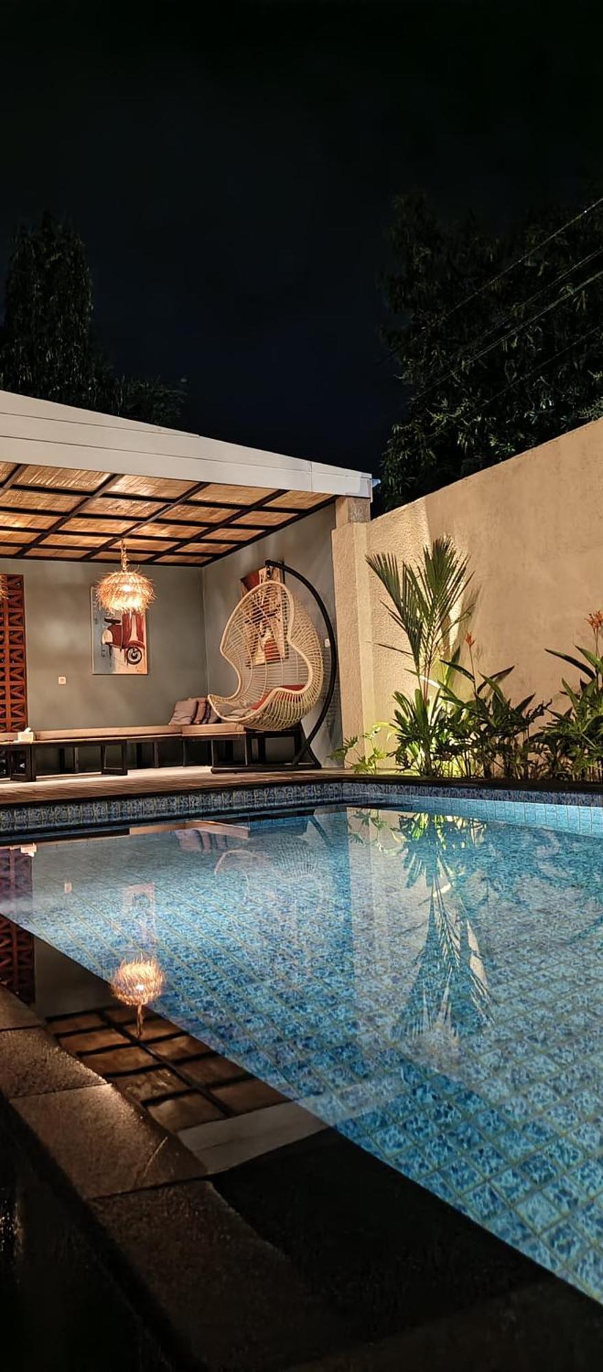 Zavana Rooms & Restaurant Tanjungkarang Kültér fotó